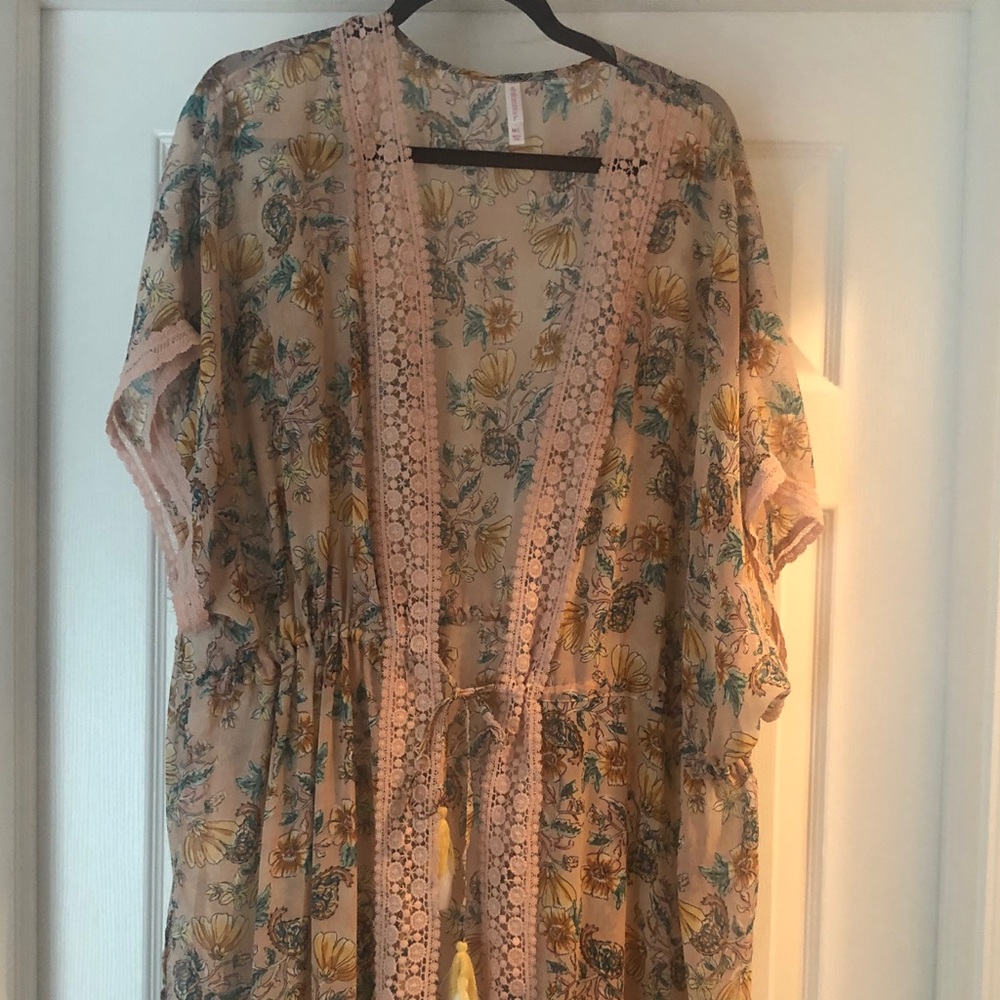 Xhiliration long kimono